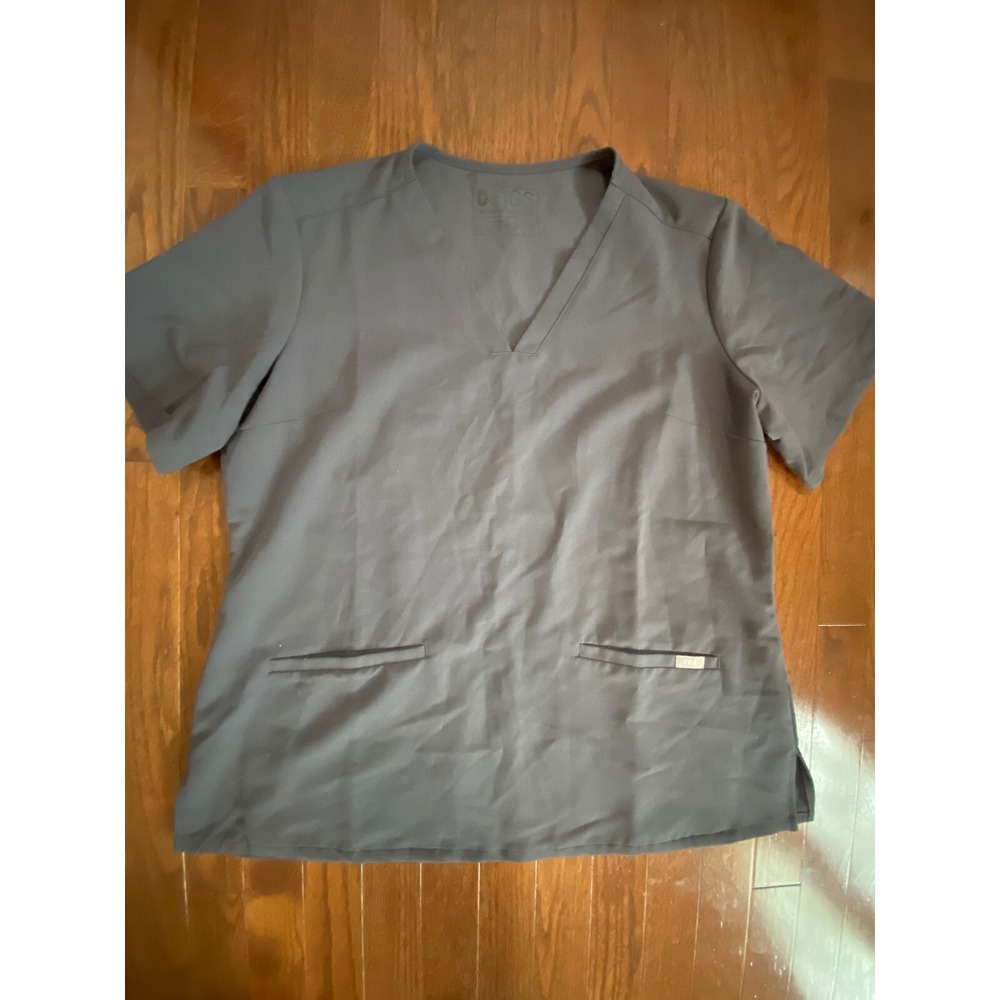 Figs Gray Technical‎ Collection Scrub Top L